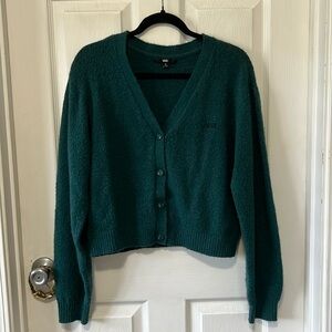 dark green/bluish cardigan